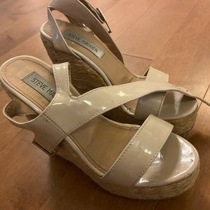 Steve Madden Nude Wedges